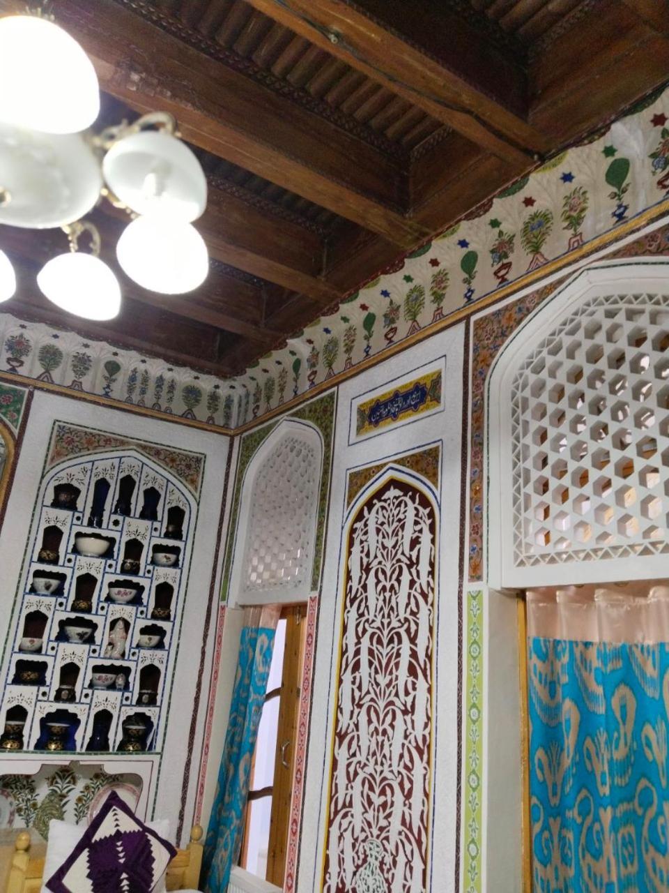 Hotel Rizqiro'Z Boutique Bukhara Bagian luar foto