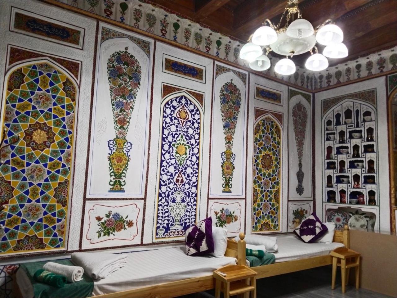 Hotel Rizqiro'Z Boutique Bukhara Bagian luar foto