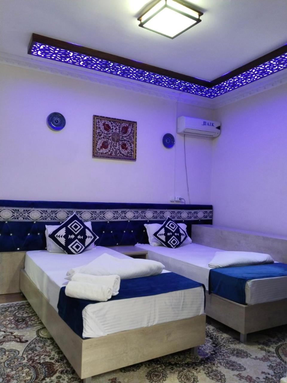 Hotel Rizqiro'Z Boutique Bukhara Bagian luar foto